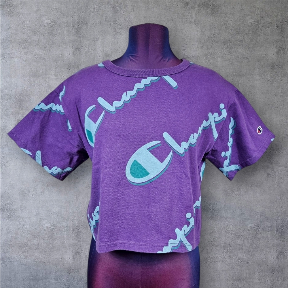 Champion Reverse Weave Purple Script Logo Cropped Tee-Shirt Size Small Women B98